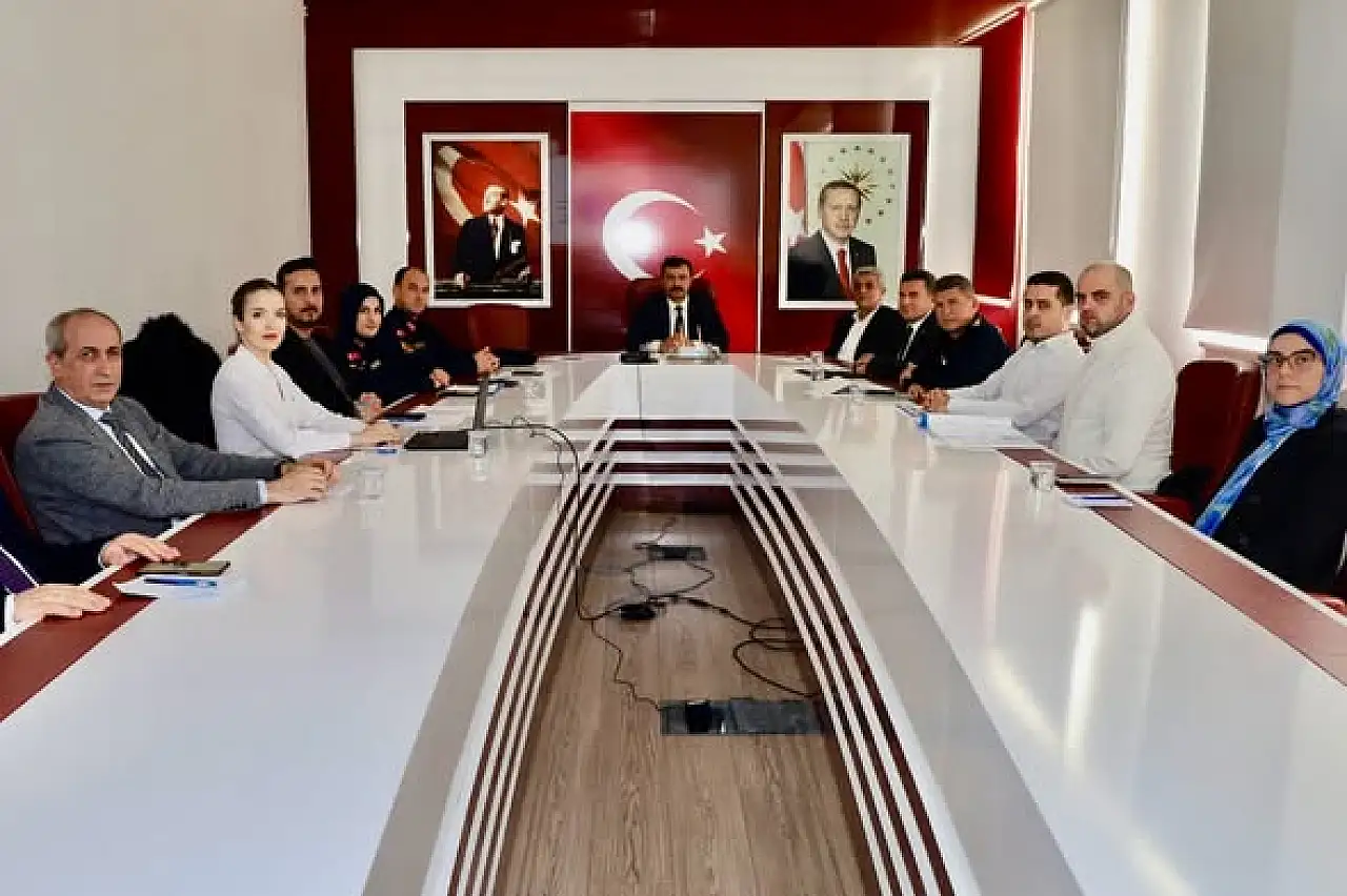 Kahta'da kadına yönelik şiddetle mücadele toplantısı gerçekleştirildi