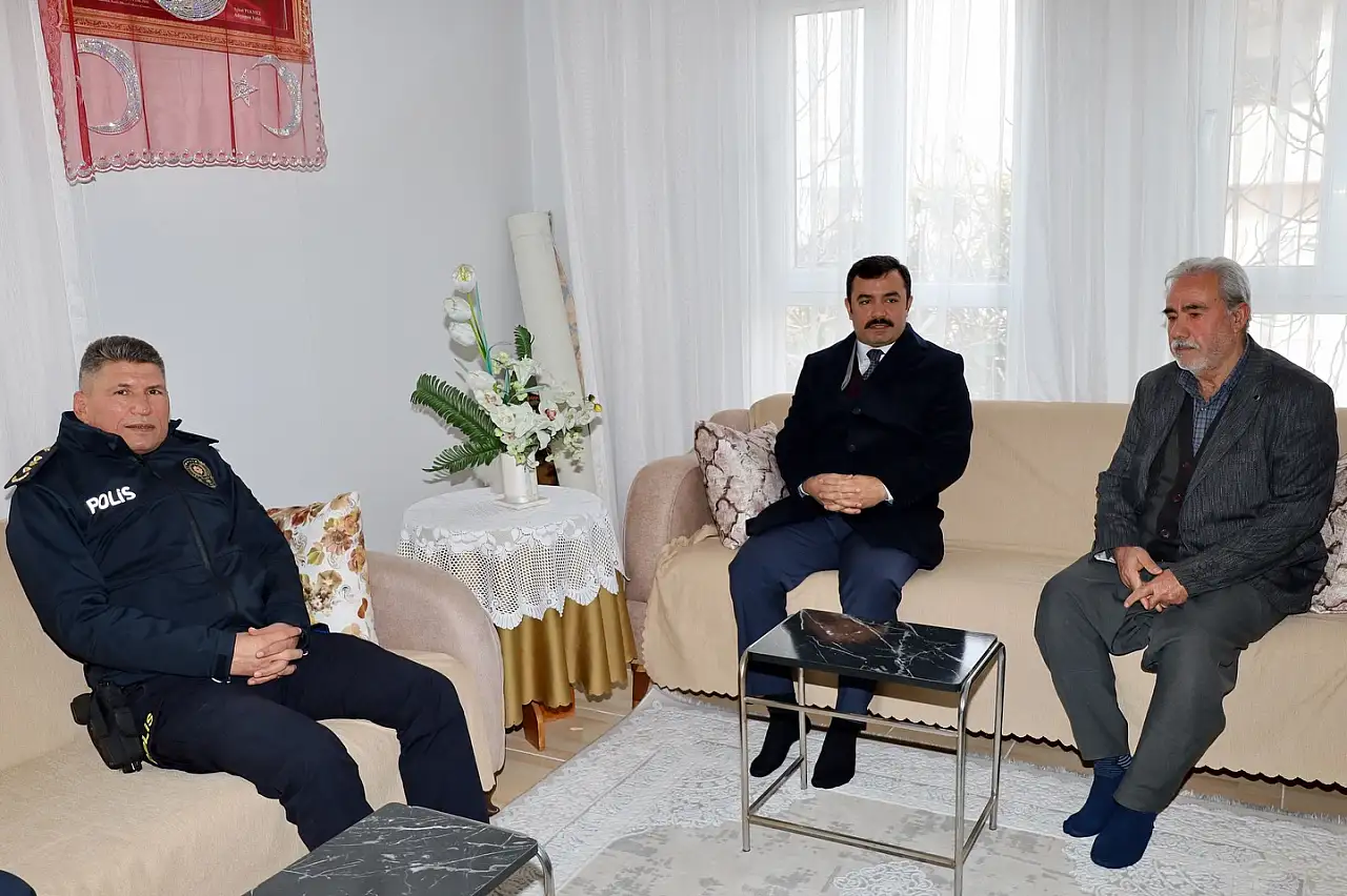 Kaymakam Soysal'dan şehit ailesine ziyaret