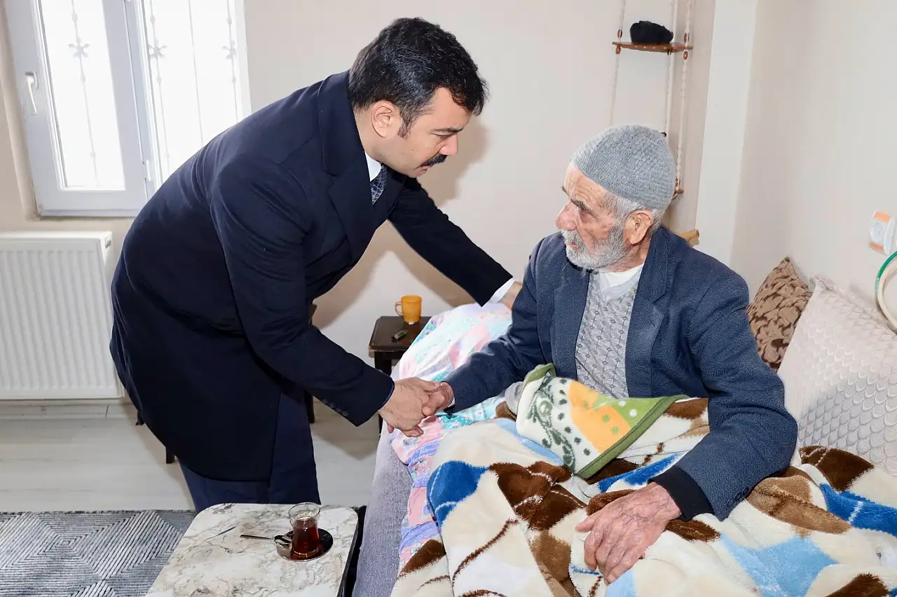 Kaymakam Soysal'dan şehit ailesine ziyaret