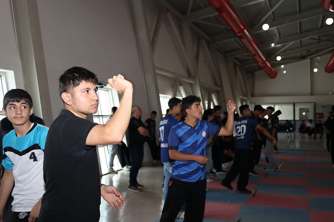 Okul Sporları Sezonu Dart Müsabakalarıyla Başladı