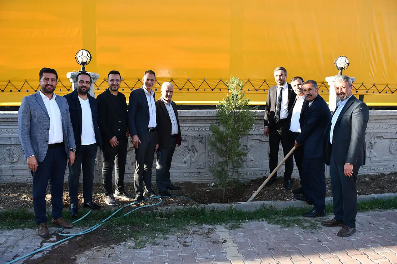 ATSO Meclis Üyeleri Fidan dikti