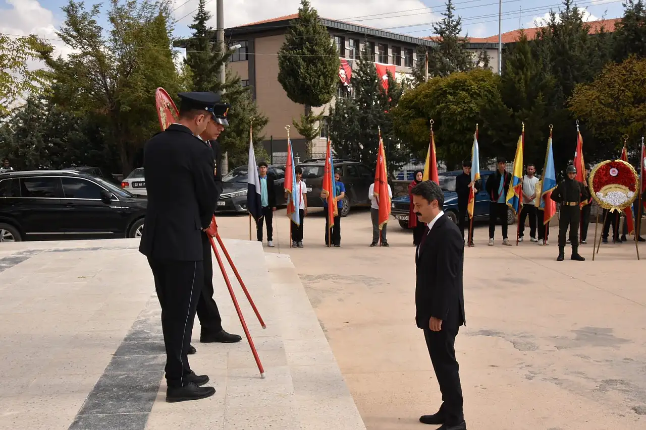 Besni'de Cumhuriyet Bayramı coşkusu başladı