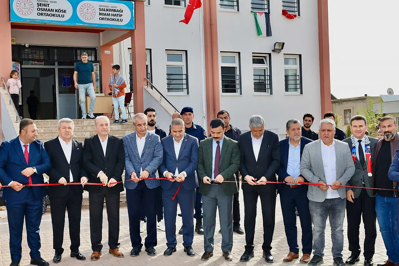 Kahta'da iki okulda Filistin'in yararına kermes düzenlendi