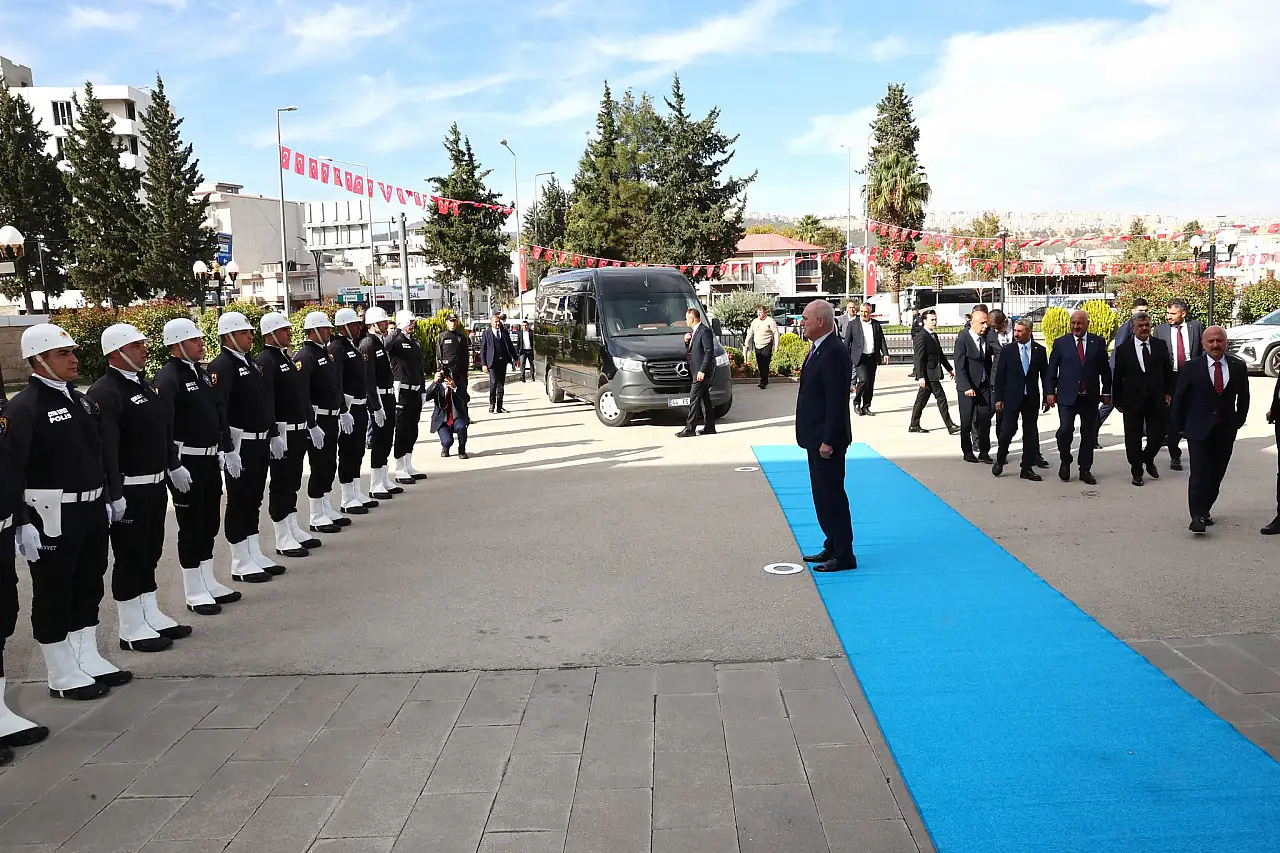 TBMM Başkanı Kurtulmuş'tan Adıyaman Valiliğine ziyaret