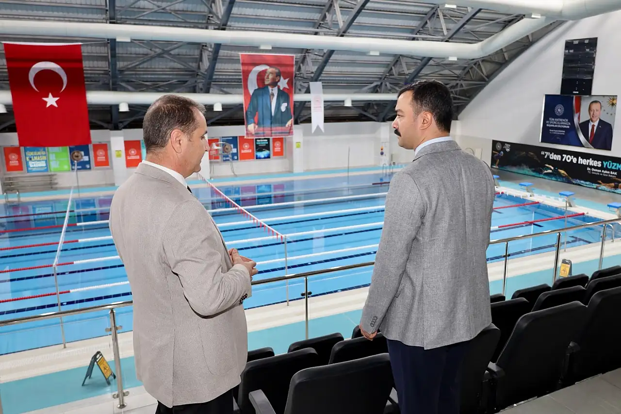 Kaymakam Soysal Kahta Gençlik Spor İlçe Müdürlüğünü ziyaret etti