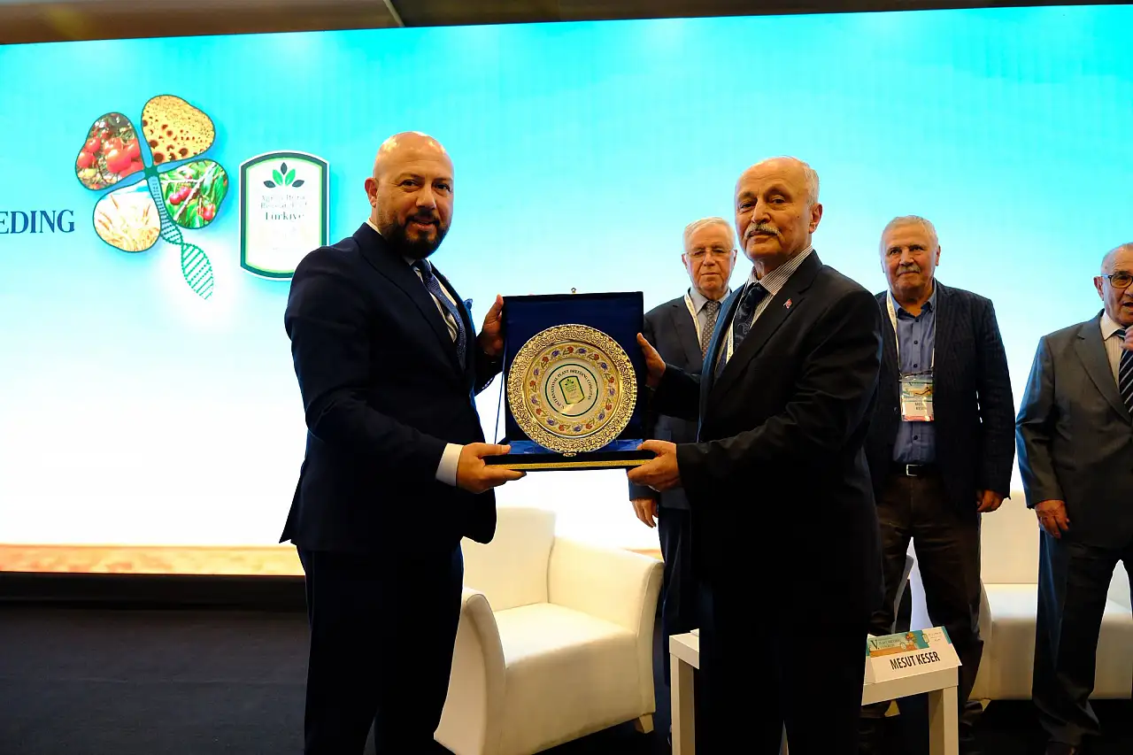 TÜRKTOB Başkanı Yıldırım: Bitki ıslahı Türk tarımının geleceğini şekillendiriyor