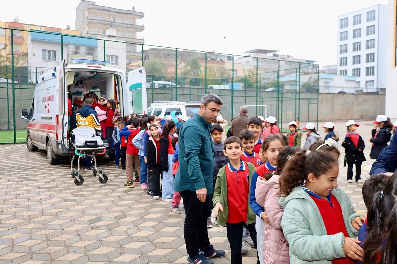 Kahta'da sağlıklı okul, sağlıklı gelecek programı gerçekleştirildi