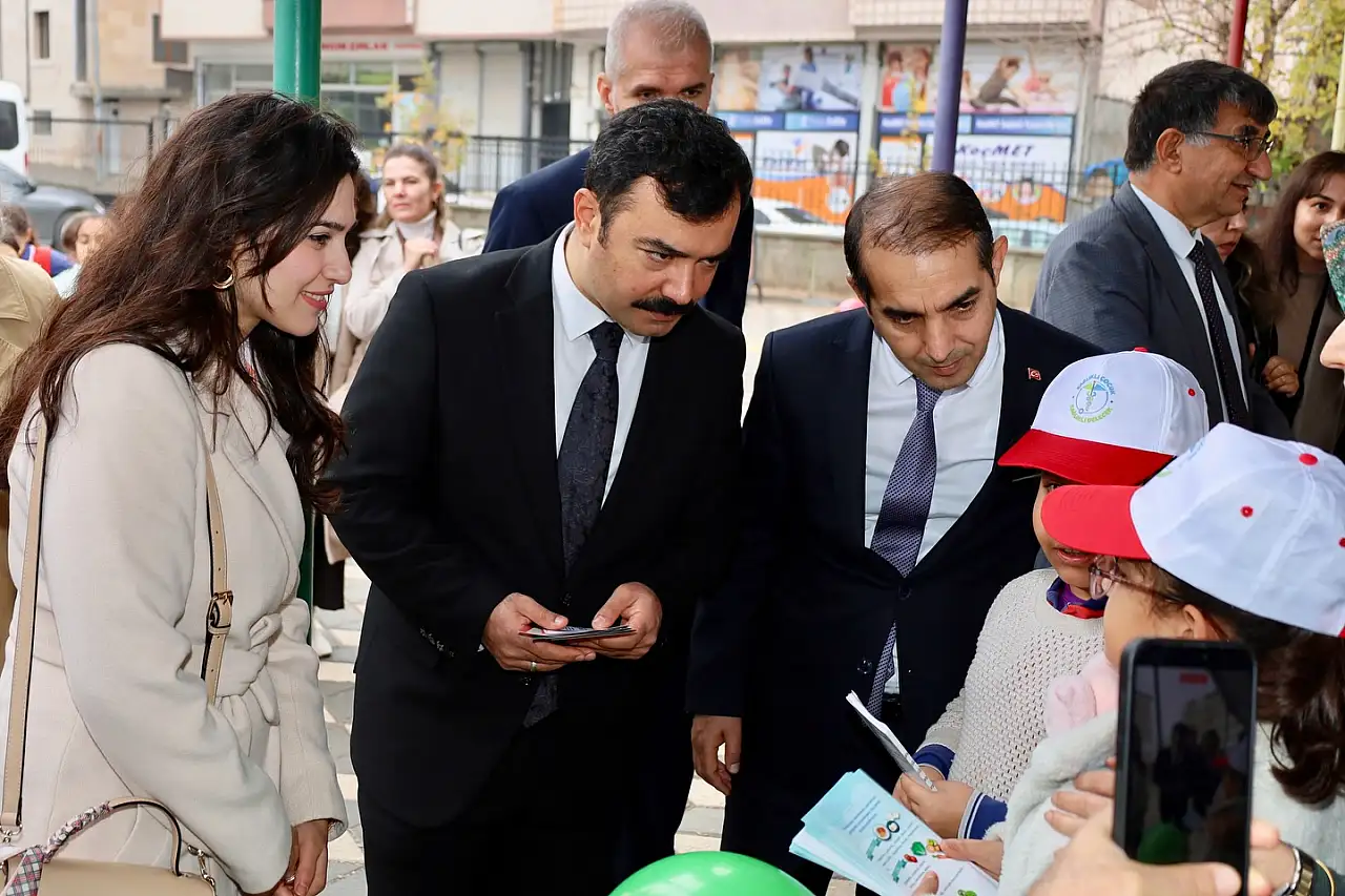Kahta'da sağlıklı okul, sağlıklı gelecek programı gerçekleştirildi