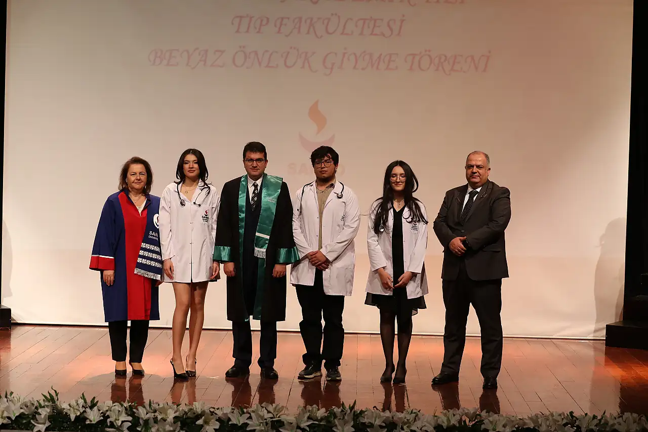 Sanko Üniversitesinde Akademik Yıl Açılışı ve Tıp Fakültesi Beyaz Önlük giyme töreni düzenlendi