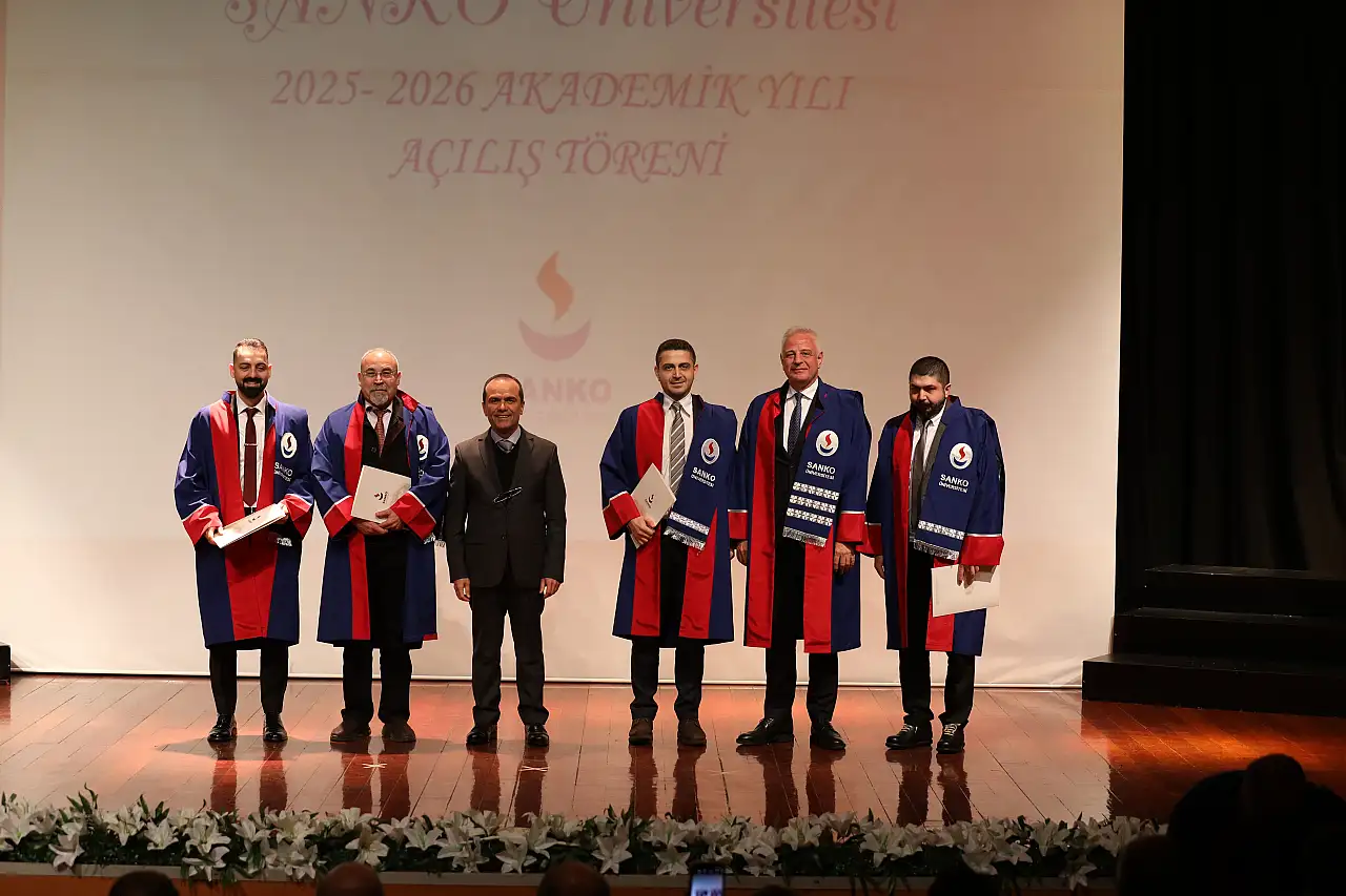 Sanko Üniversitesinde Akademik Yıl Açılışı ve Tıp Fakültesi Beyaz Önlük giyme töreni düzenlendi