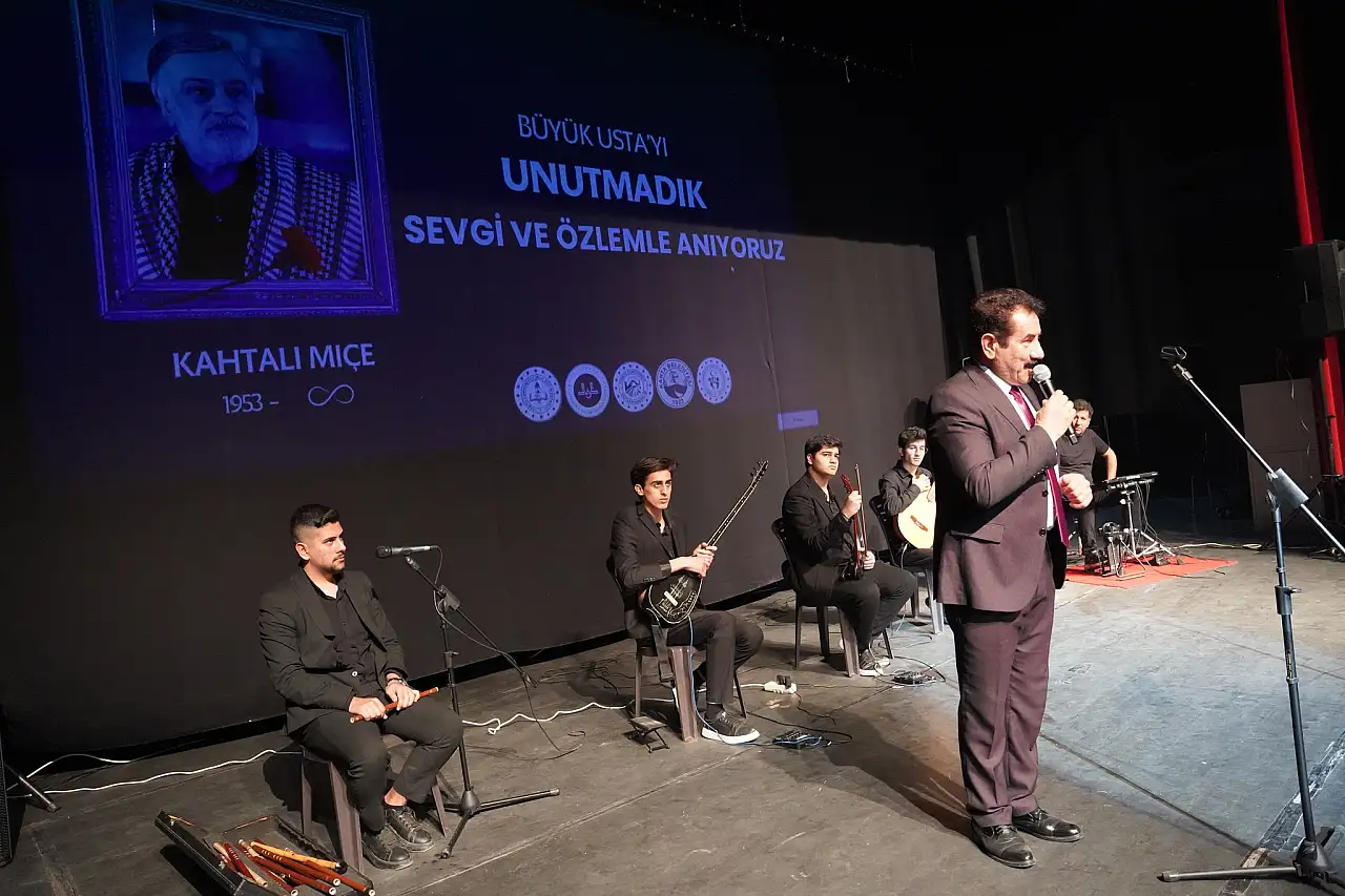 Usta Sanatçı Kahtalı Mıçe Şarkılarıyla Anıldı