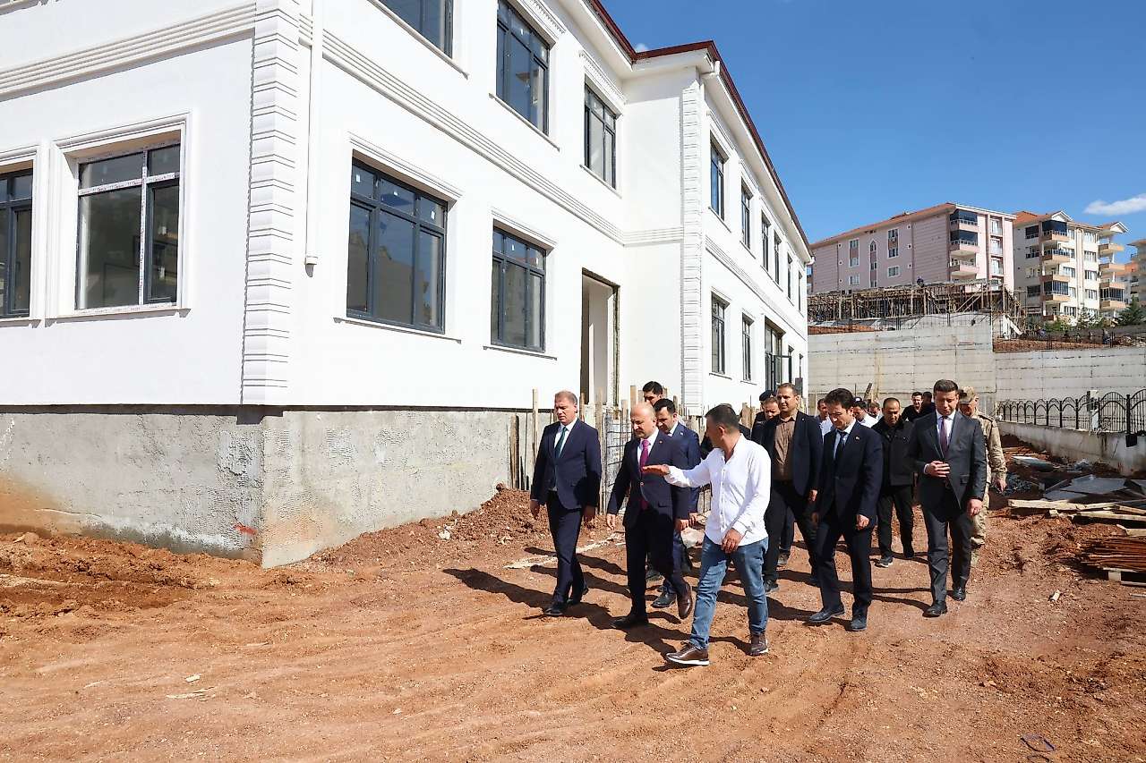 Gölbaşı Halk Eğitim Merkezi binası inşaatı hızla devam ediyor