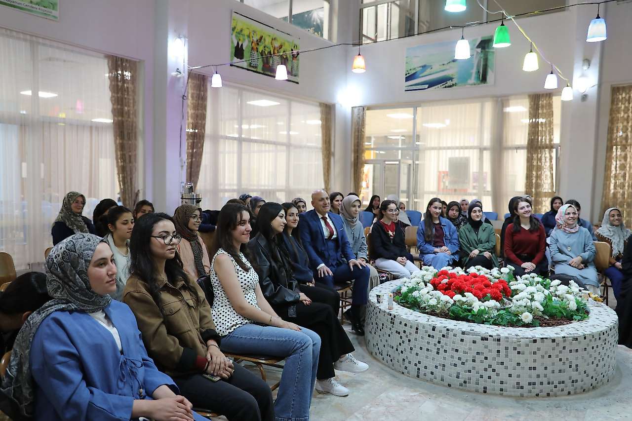 Adıyaman Kız Yurdunda Hasbihal Programı Gerçekleştirildi