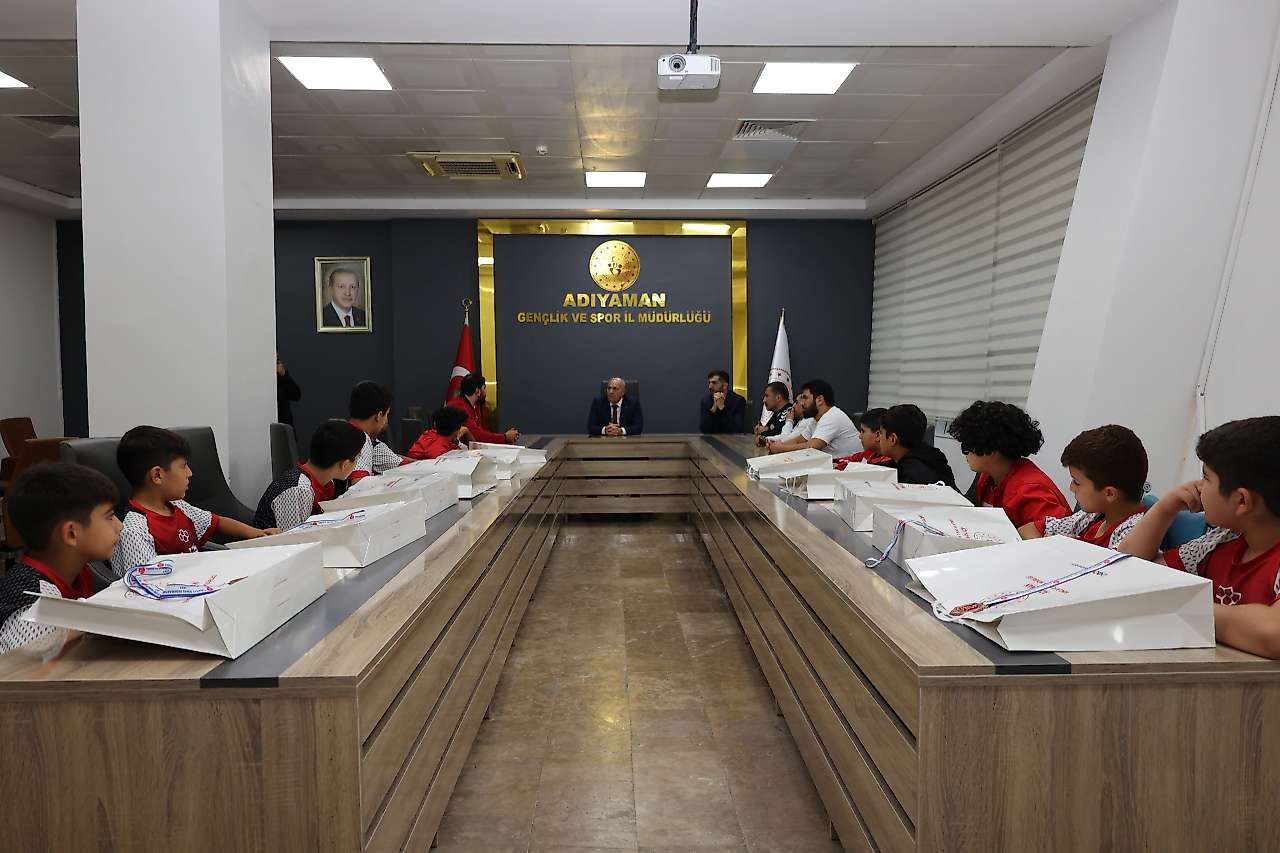 Depremin ardından azimle yükselen başarı hikayeleri ödüllendirildi