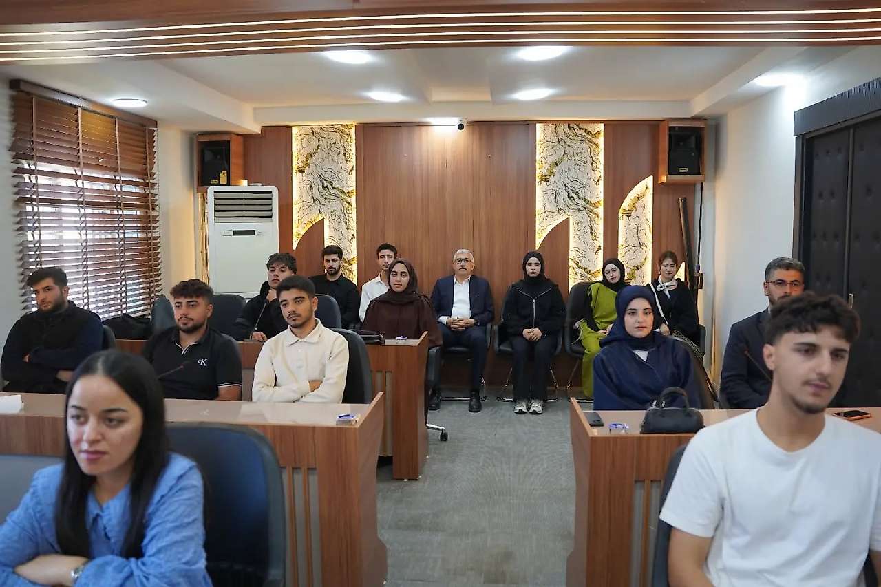 Kahta Belediyesi Gençlik Meclisi'nden Anlamlı Buluşma