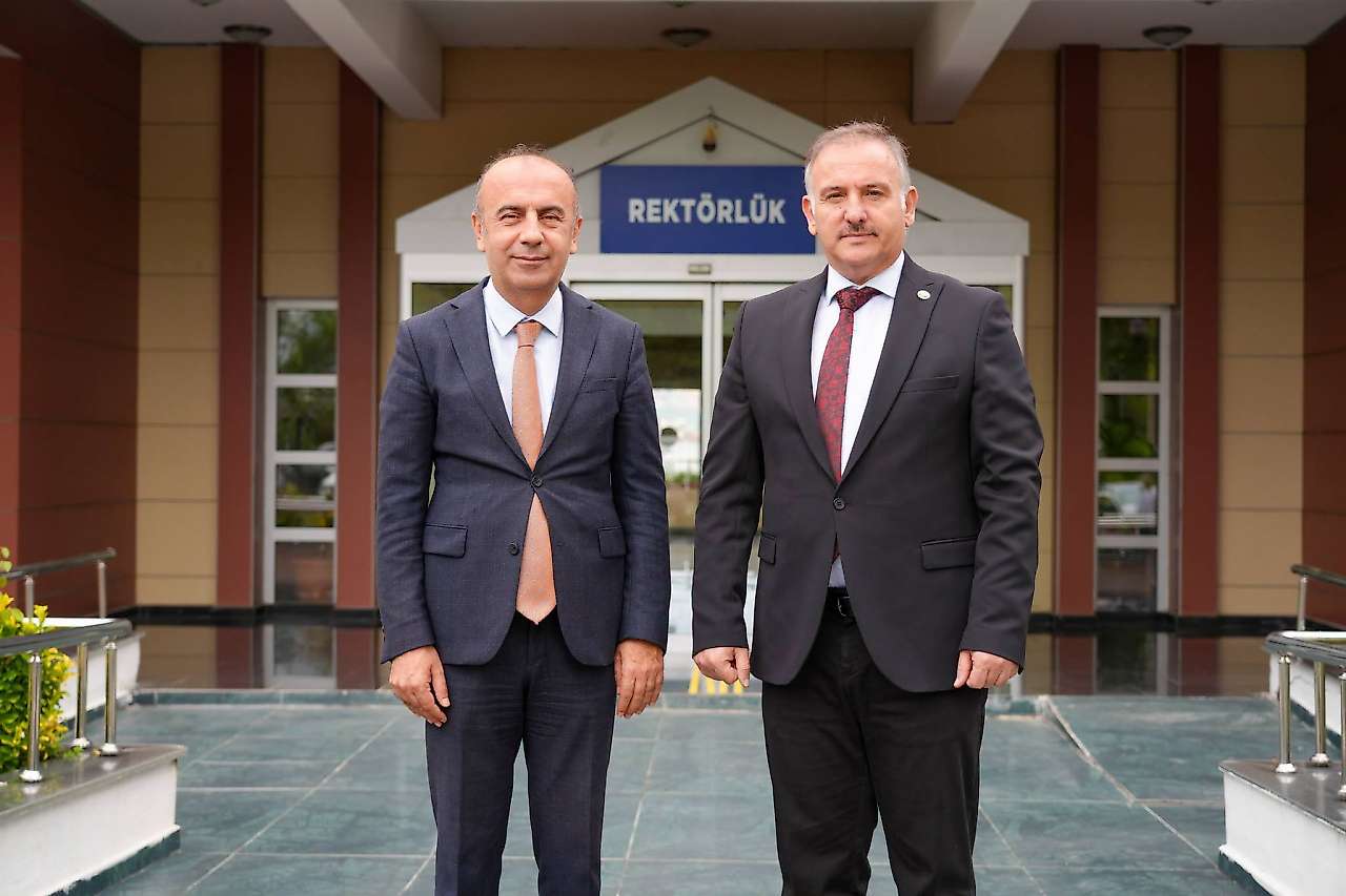 Adıyaman ve Harran Üniversiteleri arasında iş birliği görüşmesi gerçekleştirildi