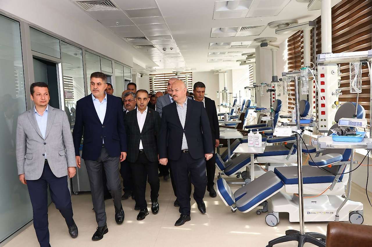 Vali Küçük ve Milletvekili Şan Adıyaman Eğitim ve Araştırma Hastanesinde incelemelerde bulundu