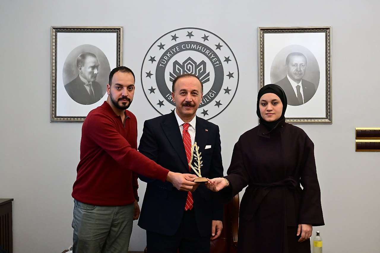 Vali Erin, 6 yaşında şehit edilen Gazzeli Recep'in ailesini ağırladı