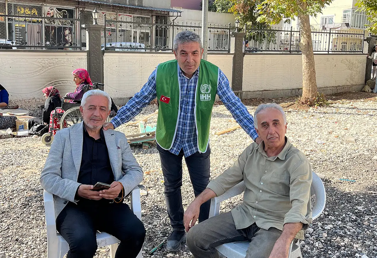 Turgut Reis Mahalle sakinlerinden Gazze'ye yardım kermesi