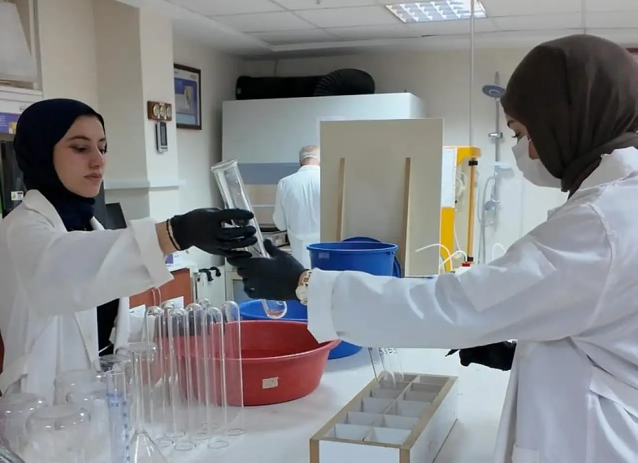 Adıyaman Üniversitesinden Çiftçilere Toprak Analizi Desteği