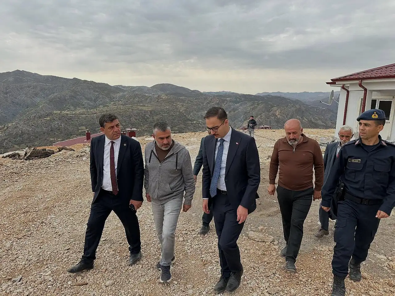 Kaymakam Yıldız köy evlerini yerinde inceledi