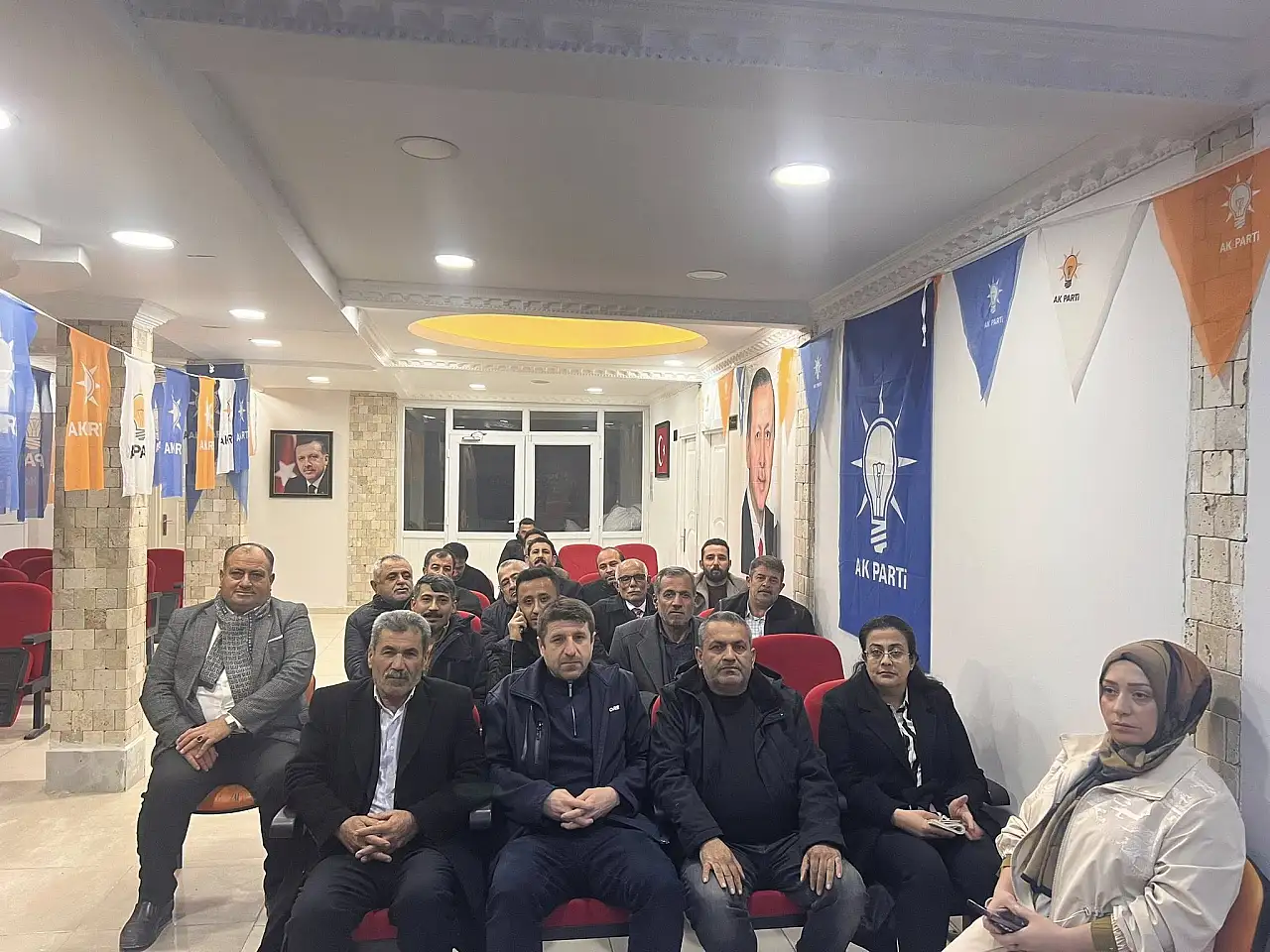 AK Pati Besni ilçe teşkilatı haftalık toplantısı yapıldı