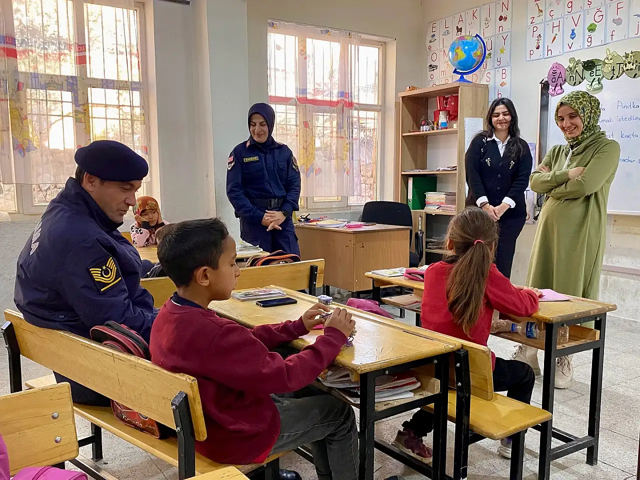 Kahta'da Jandarma'dan okullarda sosyal faaliyet etkinliği