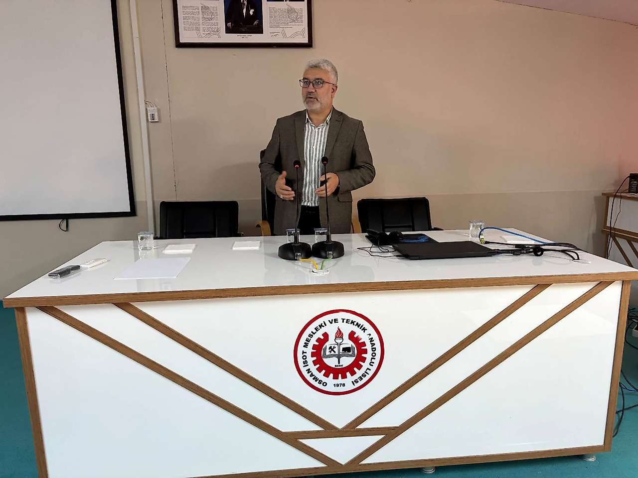 Besni'de Hz. Peygamber ve Güzel Ahlak konulu program gerçekleştirildi