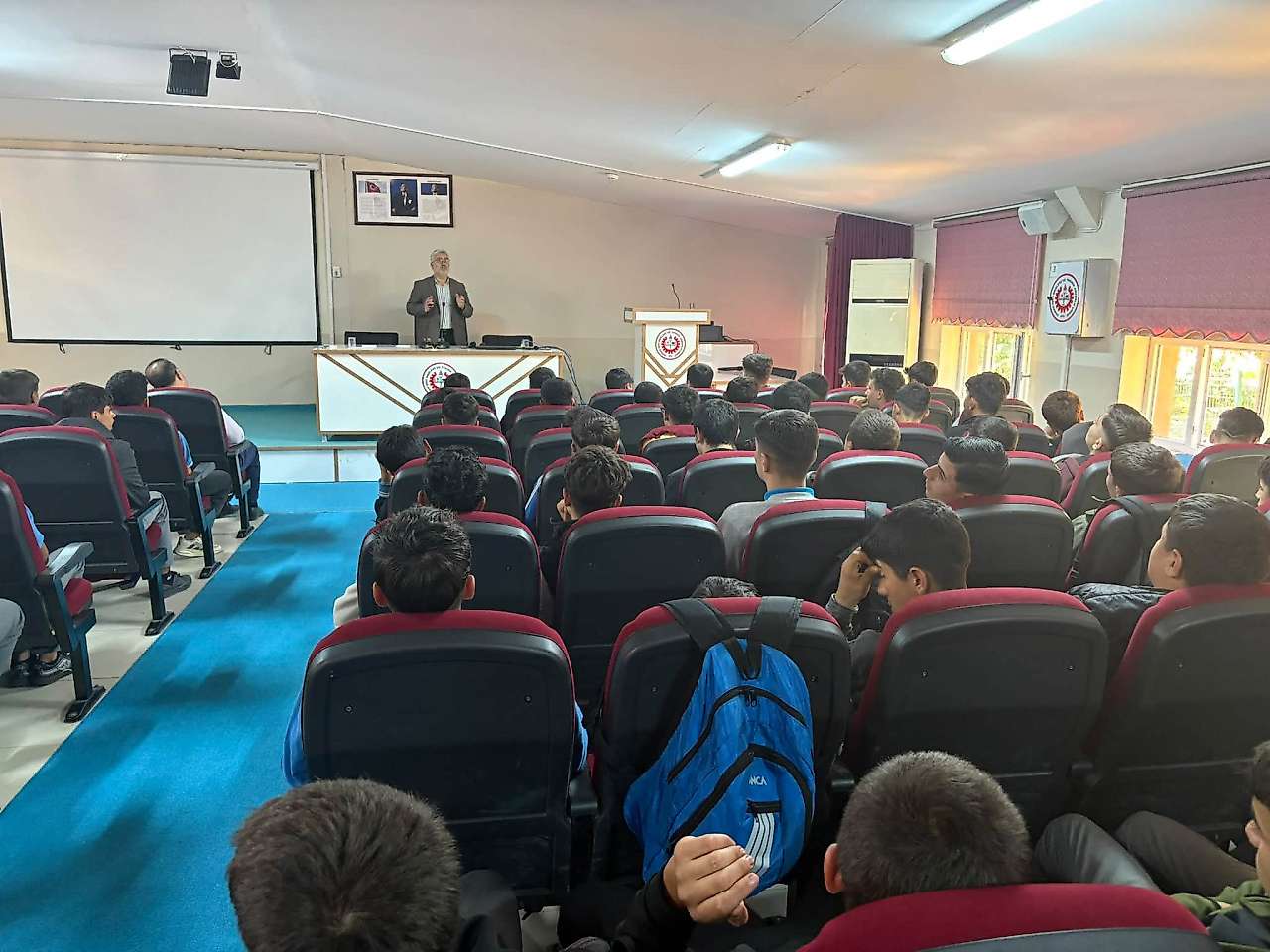 Besni'de Hz. Peygamber ve Güzel Ahlak konulu program gerçekleştirildi