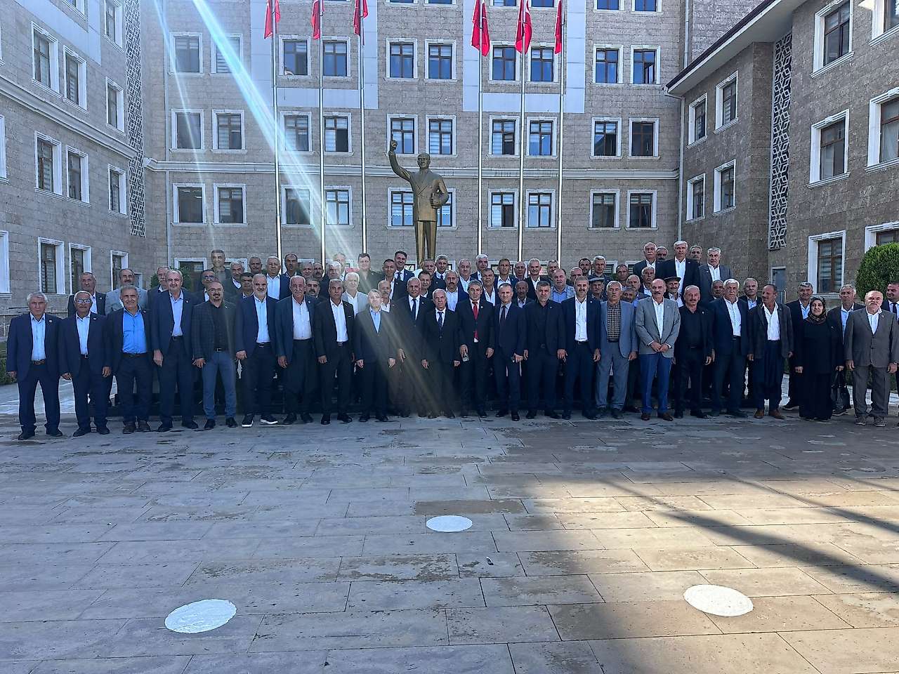 Adıyaman'da 19 Ekim Muhtarlar Günü düzenlenen törenle kutlandı