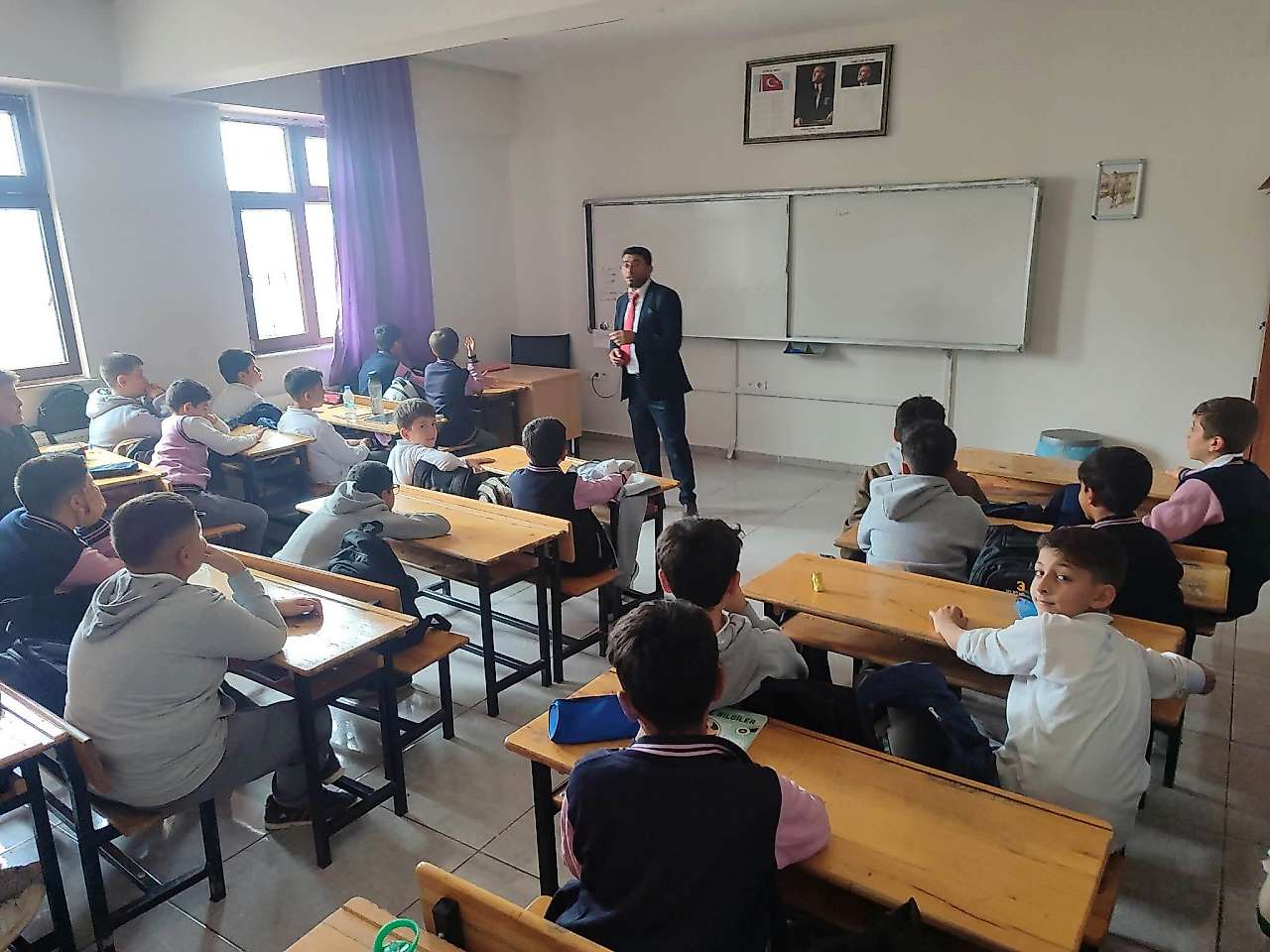 HZ. Peygamber ve Güzel Ahlak konulu sunum gerçekleştirildi