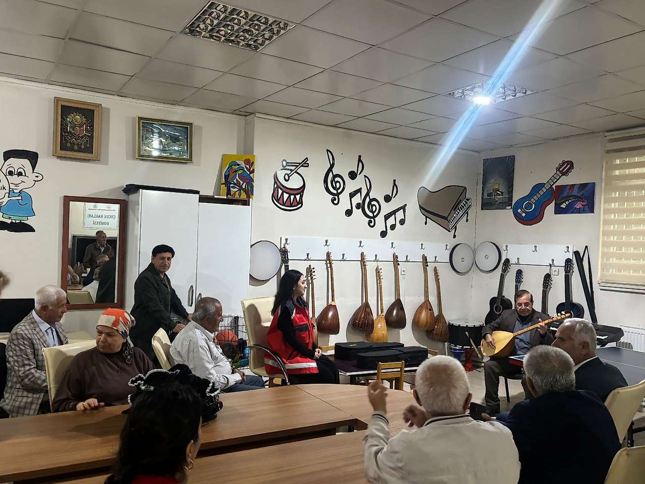 Adıyaman'da Yaşlı Hakları, Stresle Baş Etme ve Etkili İletişim konularında farkındalık eğitimi