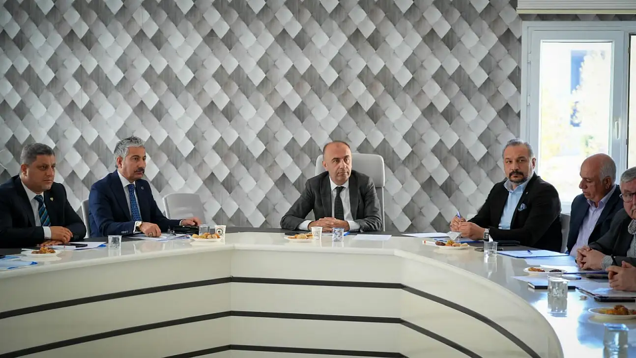 Adıyaman Üniversitesinde Badem Eylem Planı Çalışma ve İstişare Toplantısı düzenlendi