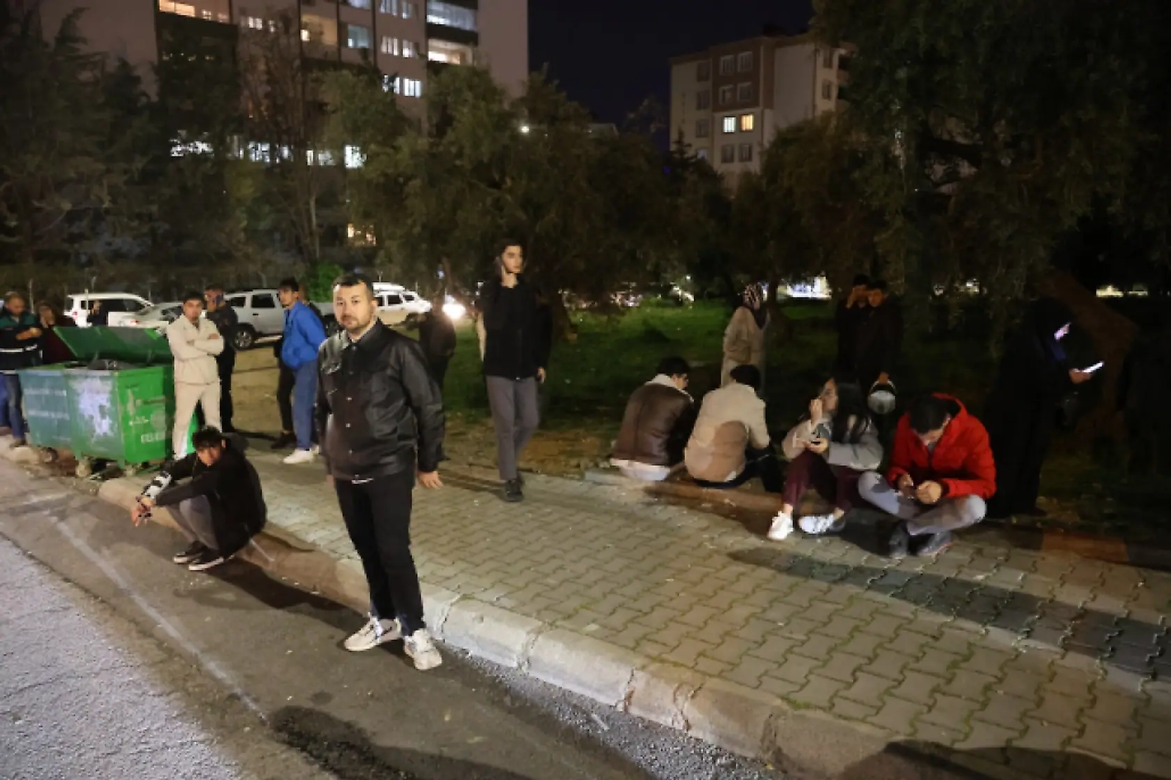 Kahramanmaraş'taki Okulda Temizlik Başladı: Kameralara Yansıdı