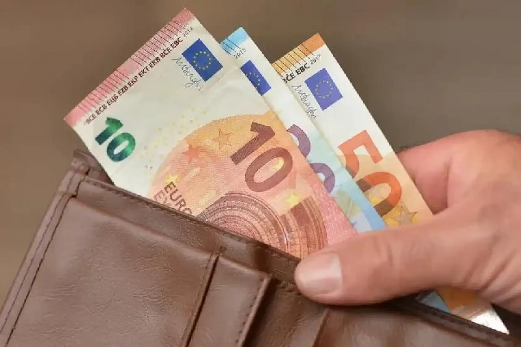 Vatana destek vergisi mi geliyor? 2000 euro vatana destek vergisi iddiası ses getirdi