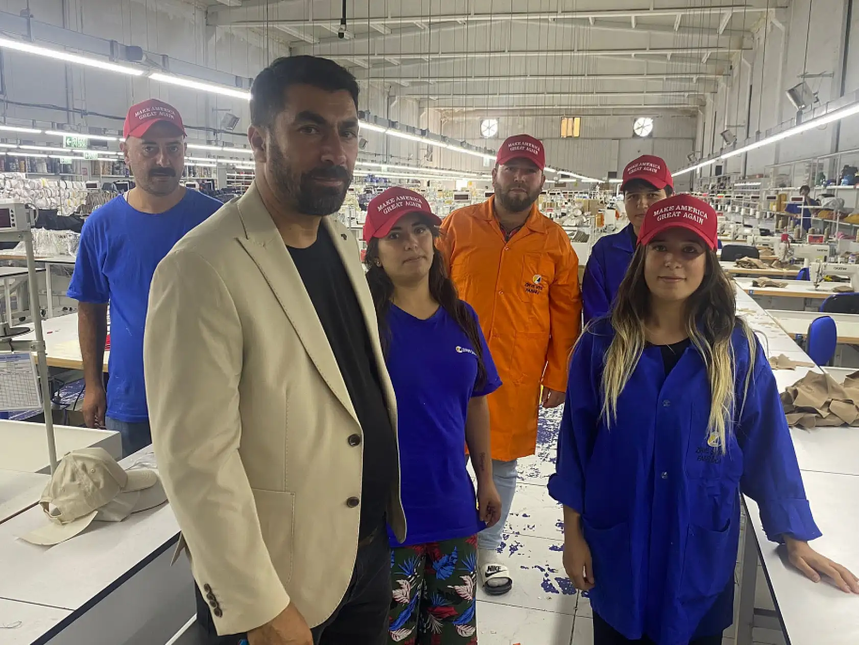 Donald Trump'ın seçim şapkası Adıyaman Gölbaşı'ndan