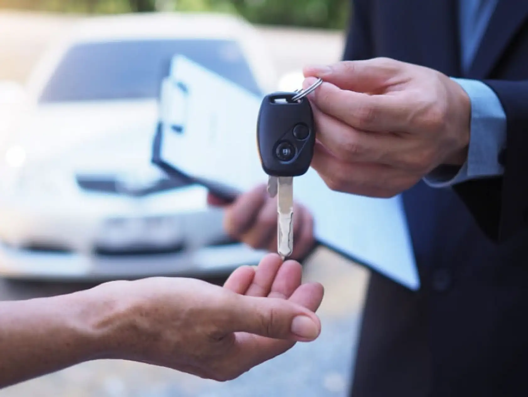 Bankalarda taşıt kredisi faiz oranları değişti! İşte banka banka hesaplama