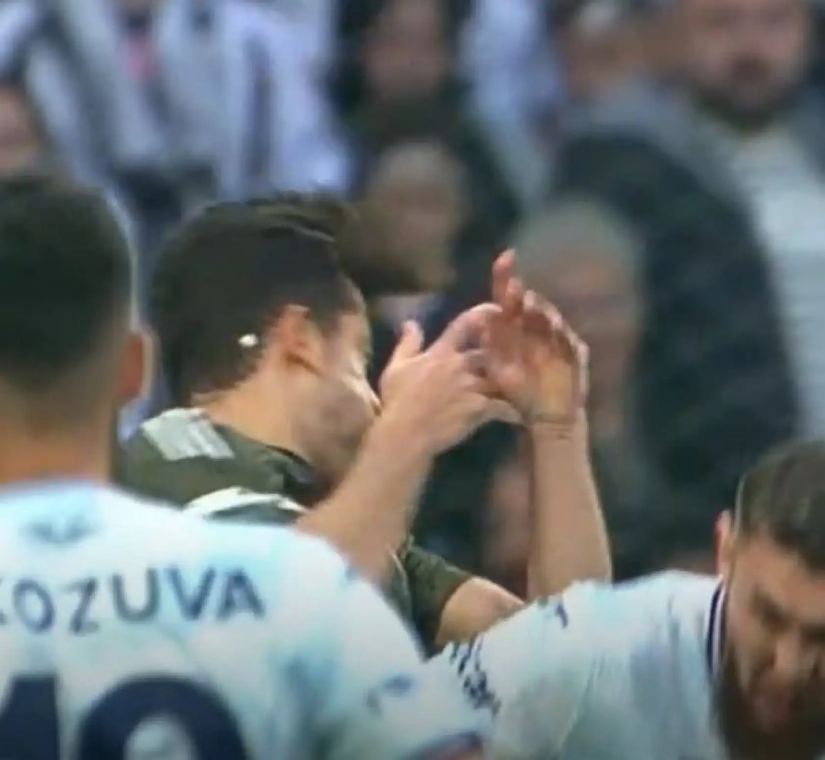 Paulista'nın dişleri döküldü kameralara yansıdı