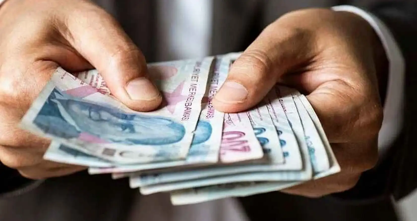 Asgari ücrete yeni yılda ne kadar zam gelecek? İşte ilk rakamlar geldi