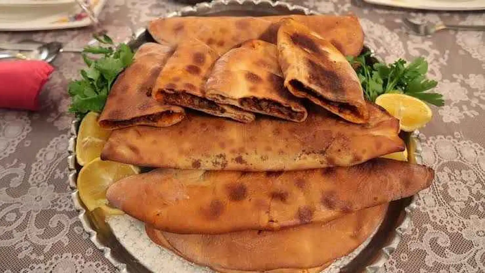 Adıyaman'da Ne Yenir? (Adıyaman Lezzet Rehberi)