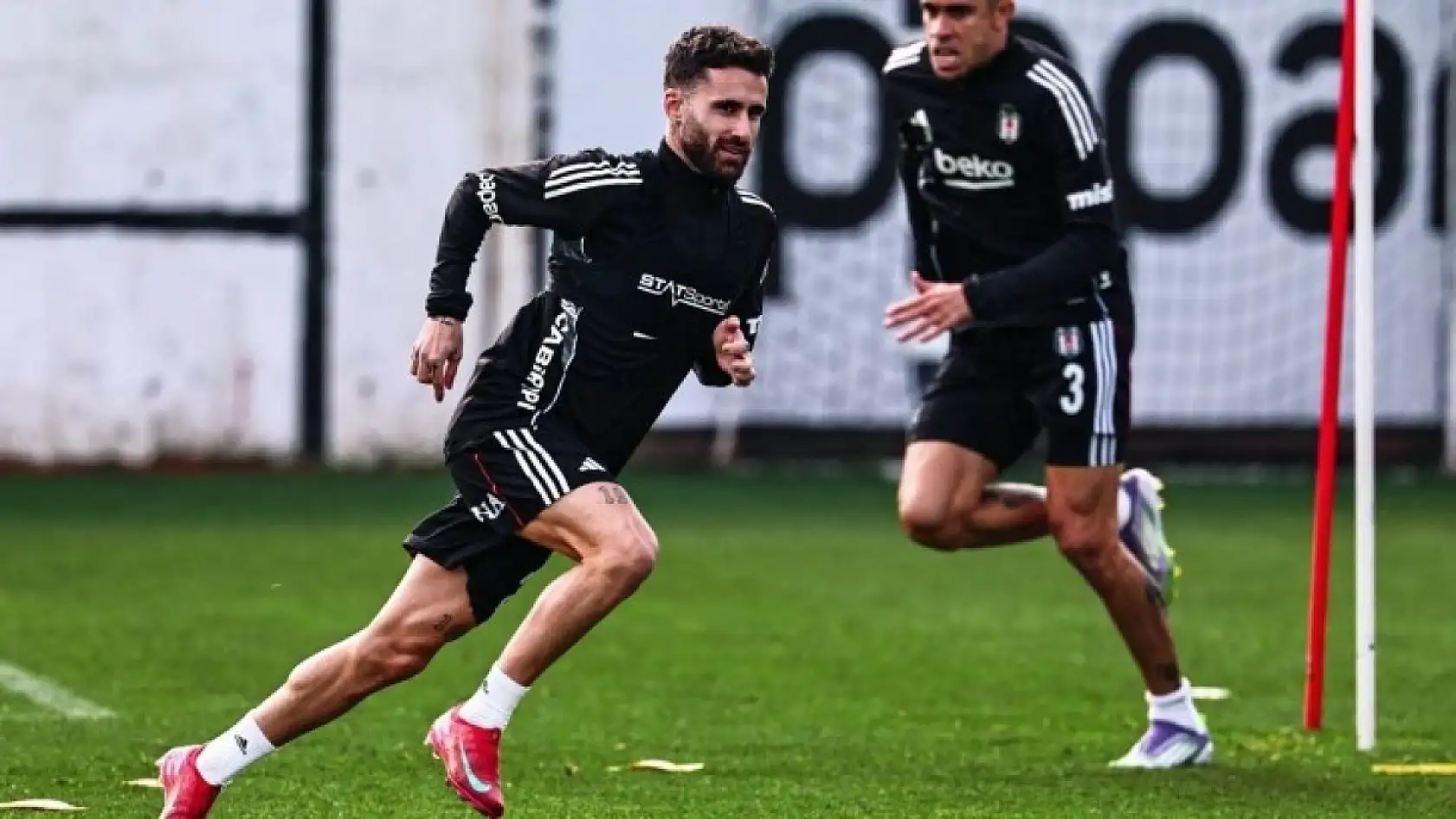 Beşiktaş'tan son dakika Rafa Silva açıklaması