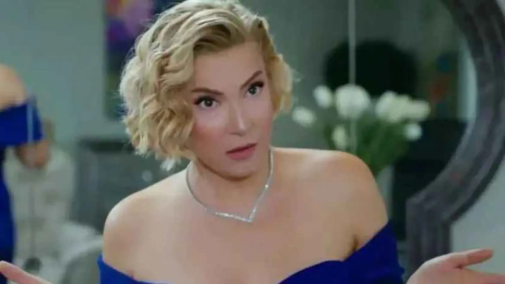 Kızılcık Şerbeti Heves kimdir?