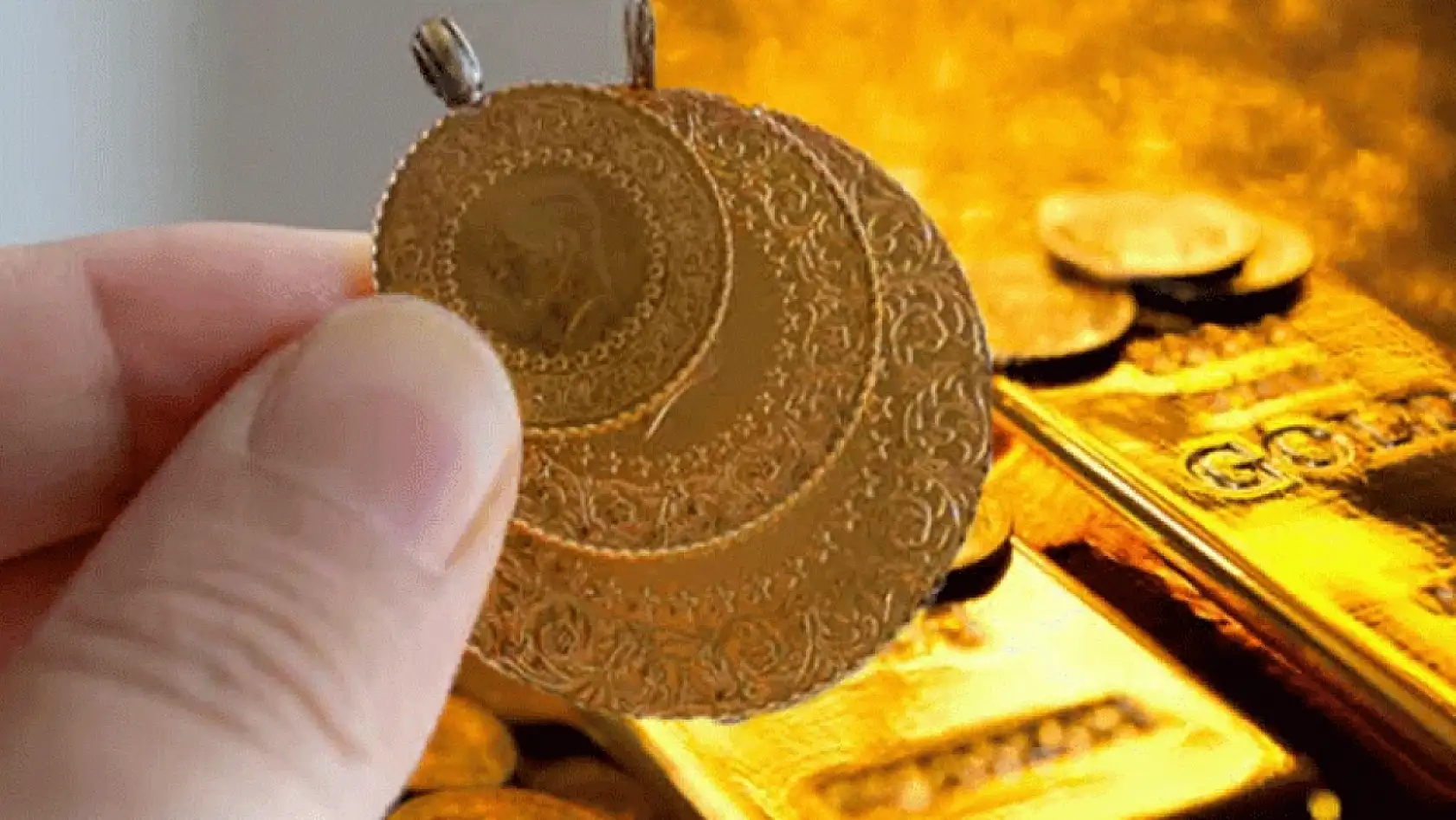 Altın fiyatları düşecek mi açıkladı