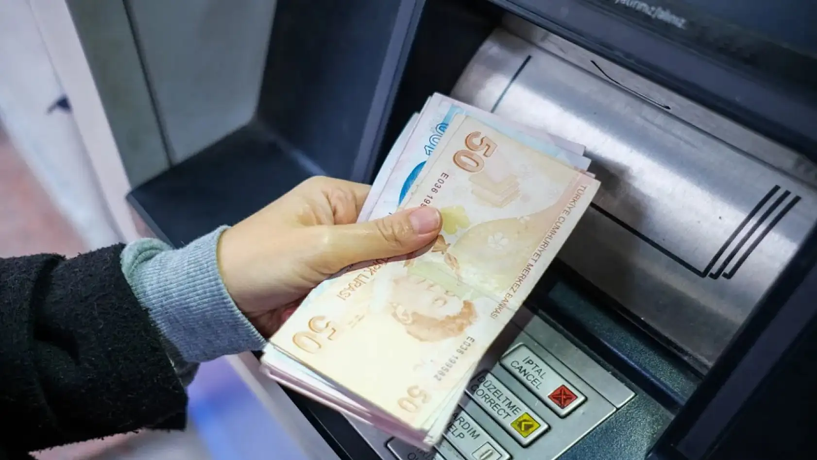 Emekli promosyon ödemelerine zam geldi! İşte banka banka yeni tutarlar