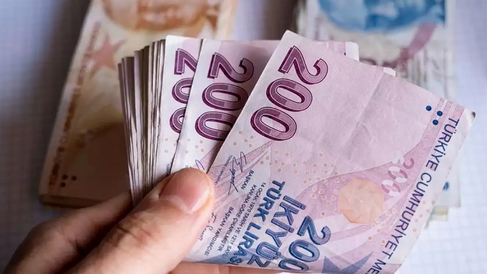 Evlenecek gençlere 645 bin lira destek