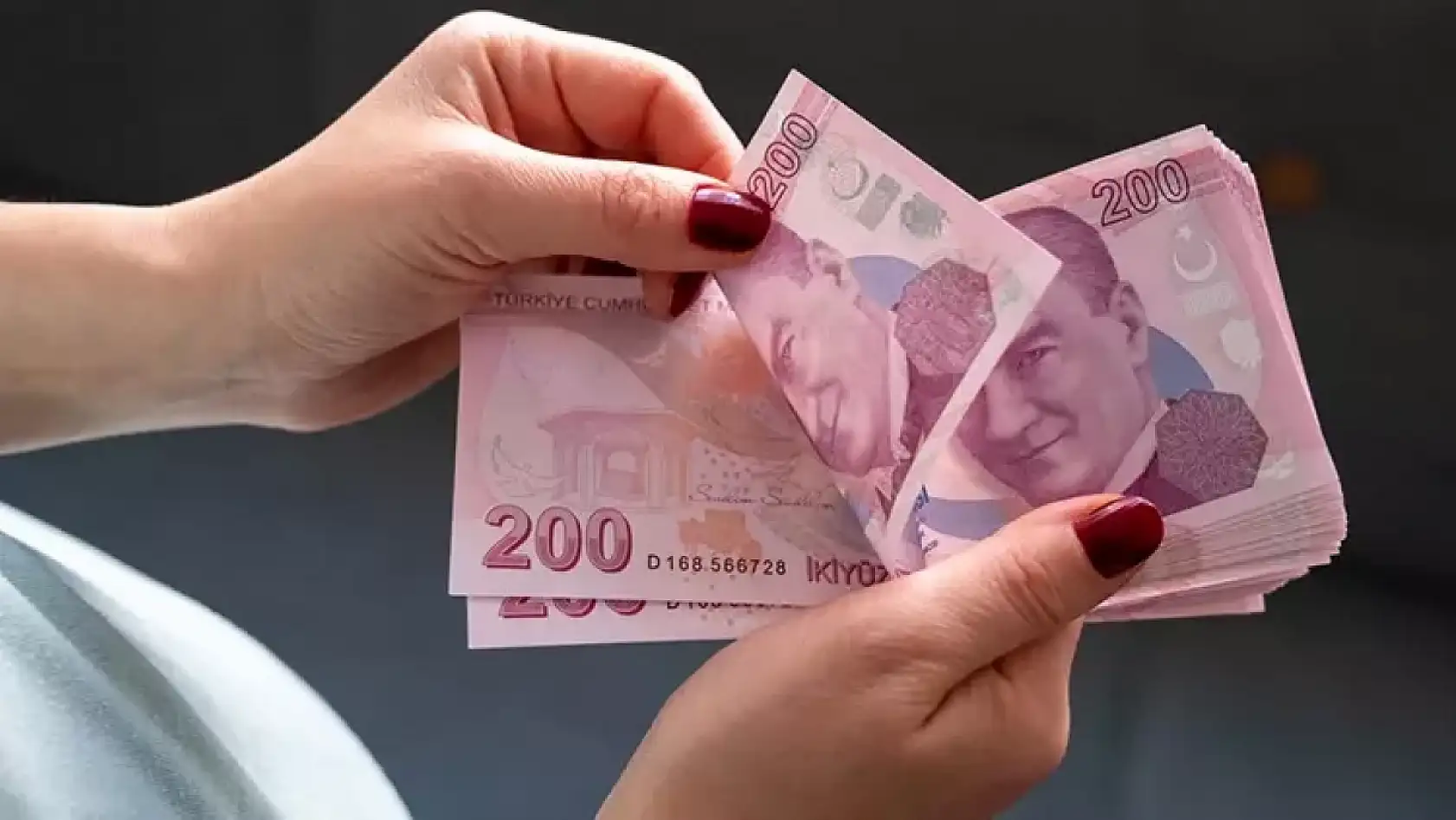 Evlenecek gençlere 645 bin lira destek