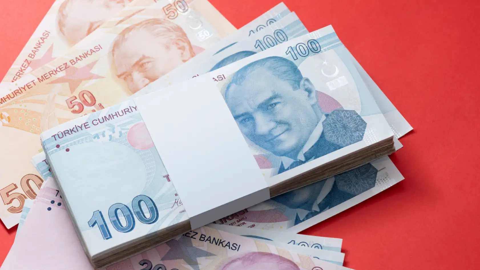 Faizsiz kredi tutarı yükseltildi! İşte banka kampanyaları ve şartları
