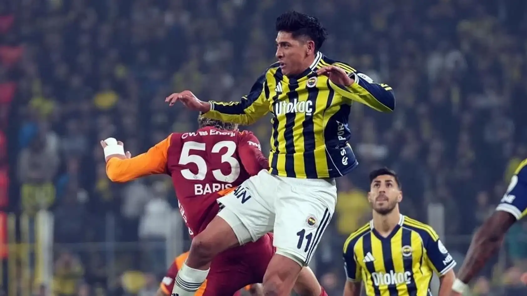 Fenerbahçe Galatasaray derbisinde kural hatası şoku