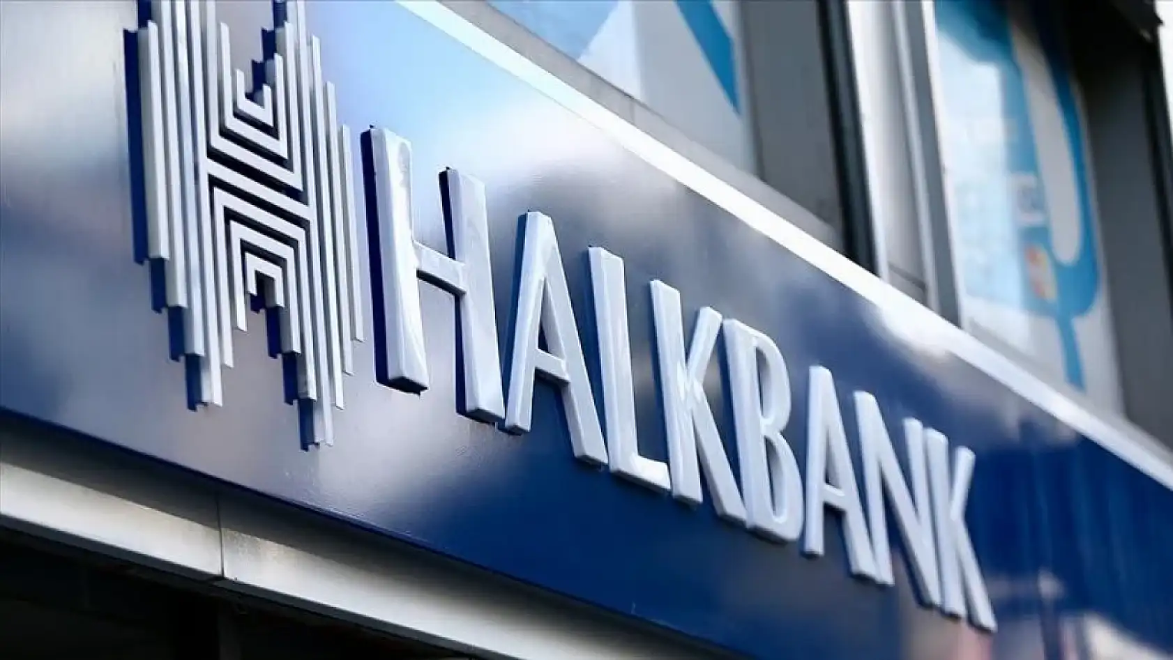 Halkbank'tan girişimcilere özel 6 kredi paketi