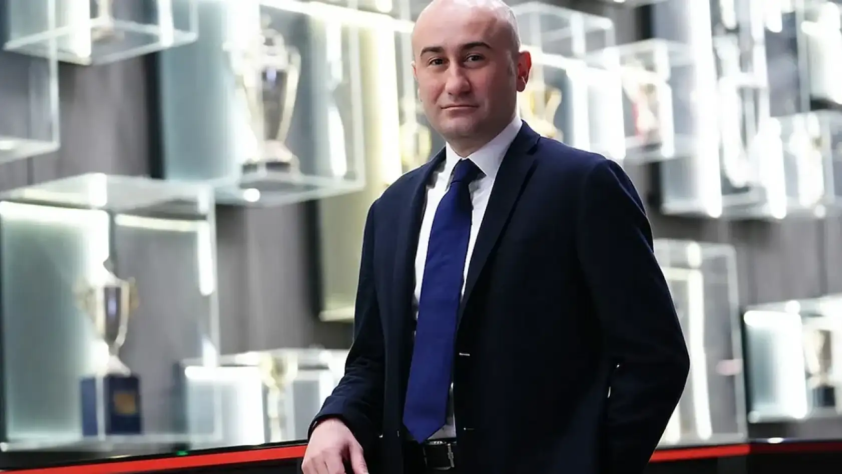 Hüseyin Yücel seçilirse yapacağı ilk transferi açıkladı